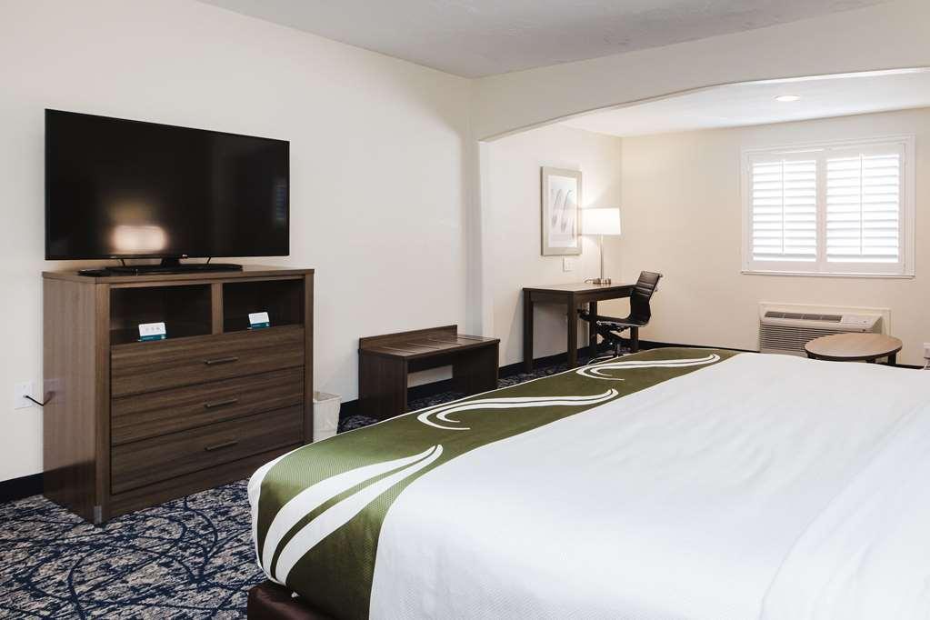 Quality Suites Houston Hobby Airport Kamer foto